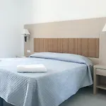 מלון דירות Alba קאטוליקה