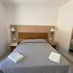 מלון דירות Alba קאטוליקה