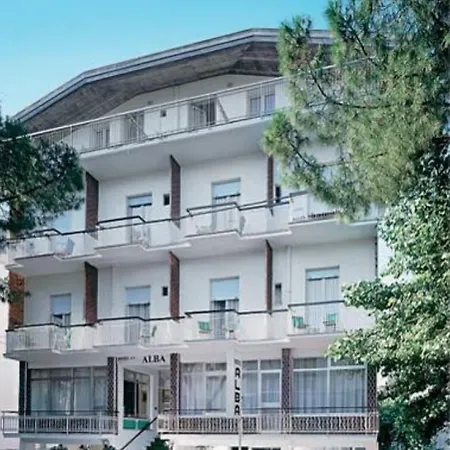 アパートホテル Alba