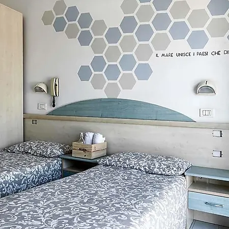 Aparthotel Alba 4*