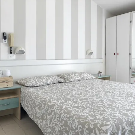 Alba Aparthotel