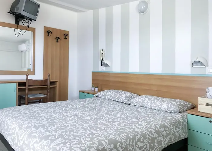 Alba Aparthotel 4*